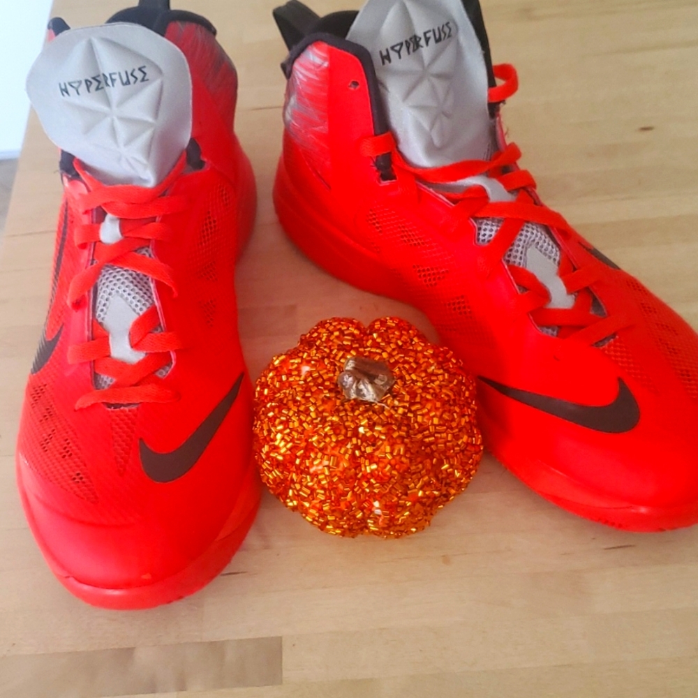 Nike Zoom Hyperfuse Basketball Shoes